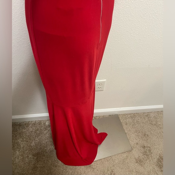 Elegant Dress Maxi - Picture 5 of 5